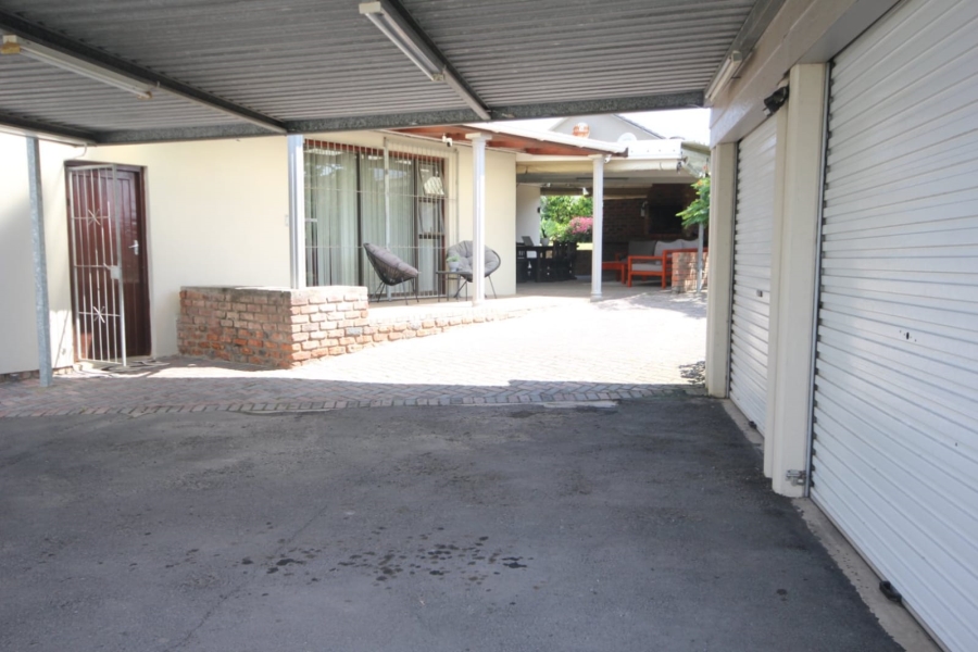 4 Bedroom Property for Sale in Amalinda Eastern Cape